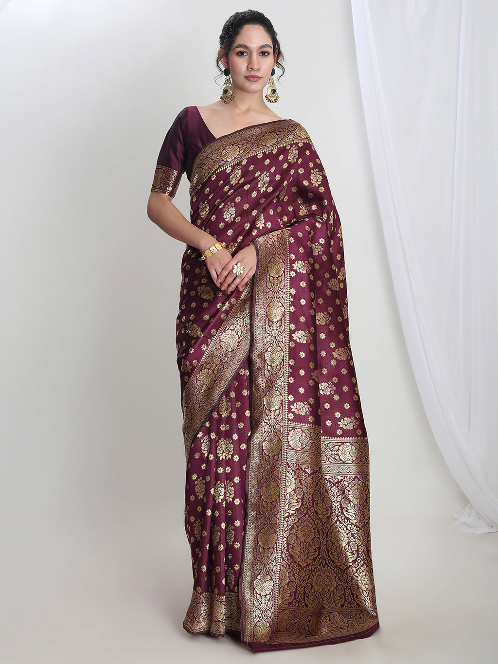 Janasya Purple Silk Blend Floral Jacquard Saree | Grocsy