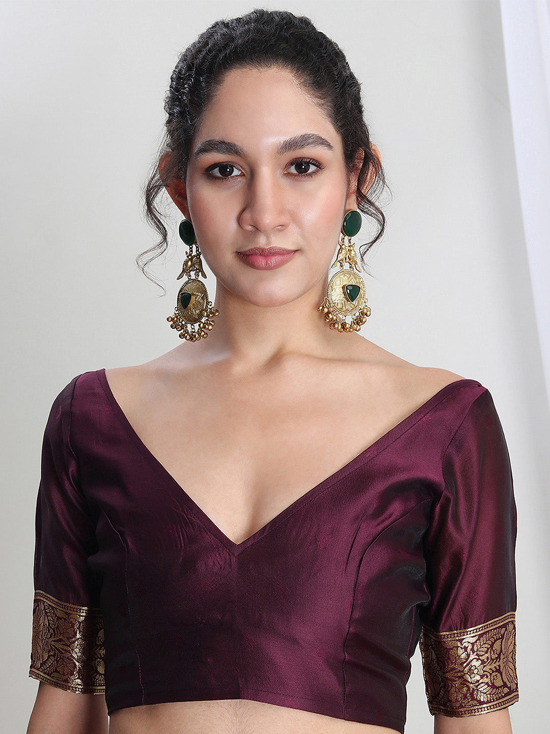 Janasya Purple Silk Blend Floral Jacquard Saree | Grocsy