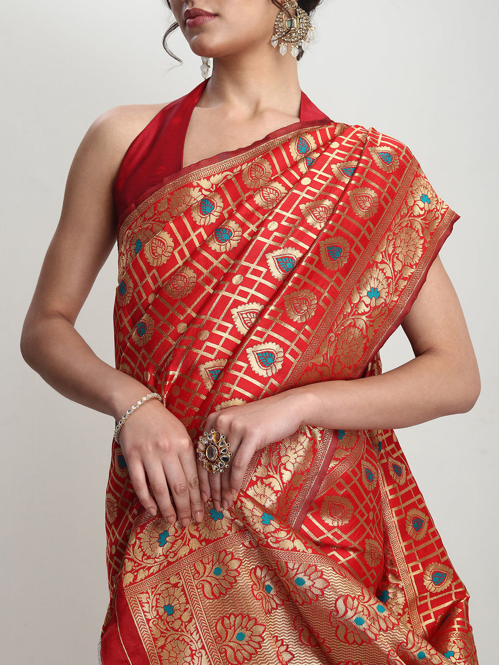 Janasya Red Silk Blend Ethnic Motifs Jacquard Saree | Grocsy