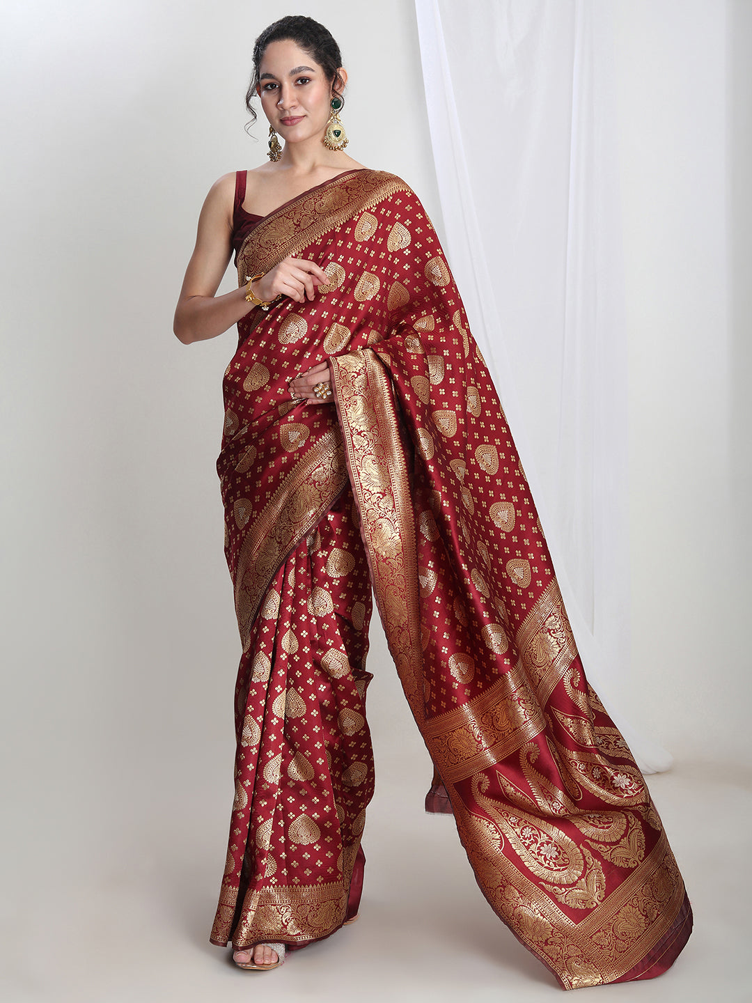 Janasya Maroon Silk Blend Ethnic Motifs Jacquard Saree | Grocsy