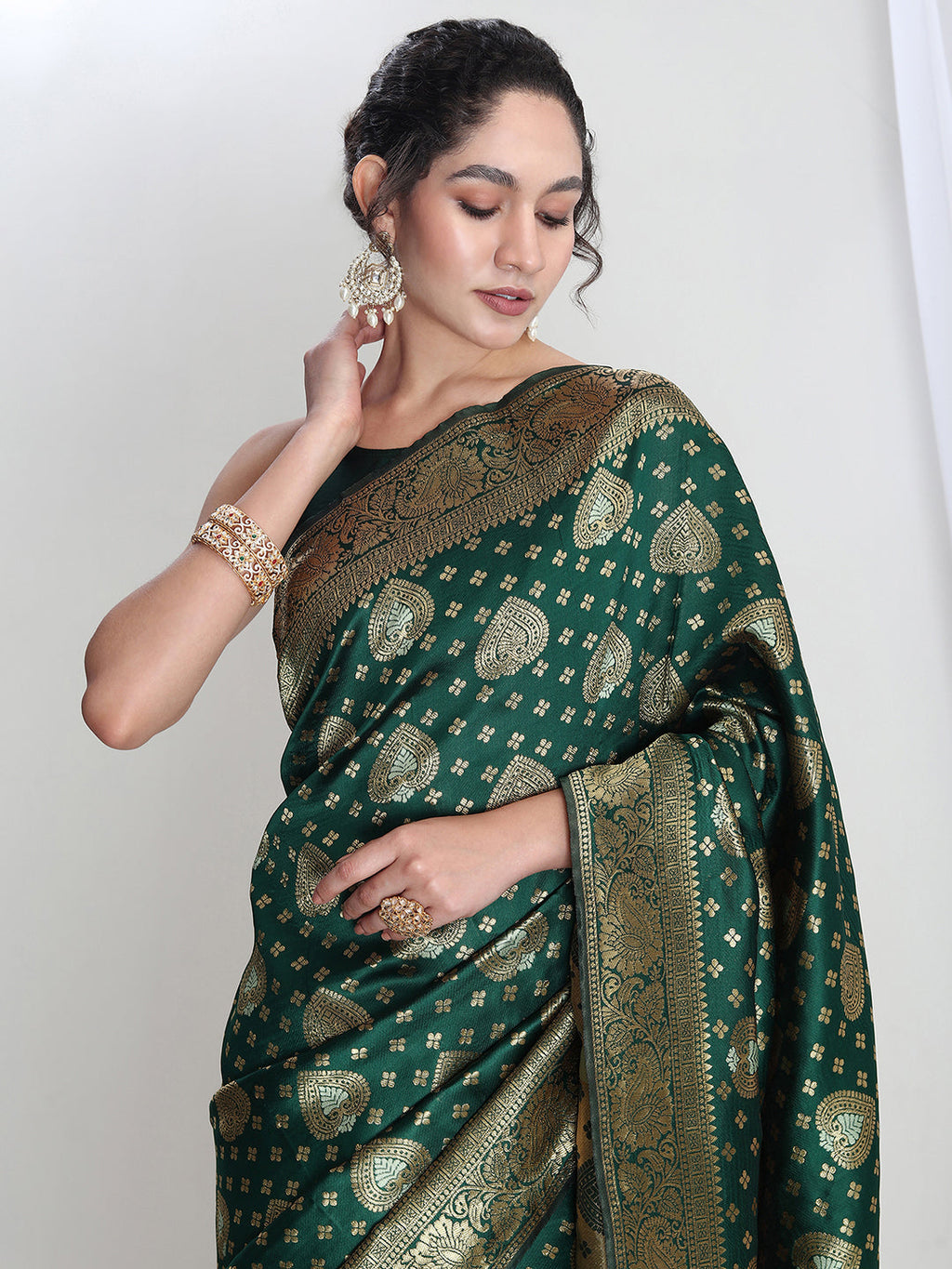 Janasya Green Silk Blend Ethnic Motifs Jacquard Saree | Grocsy
