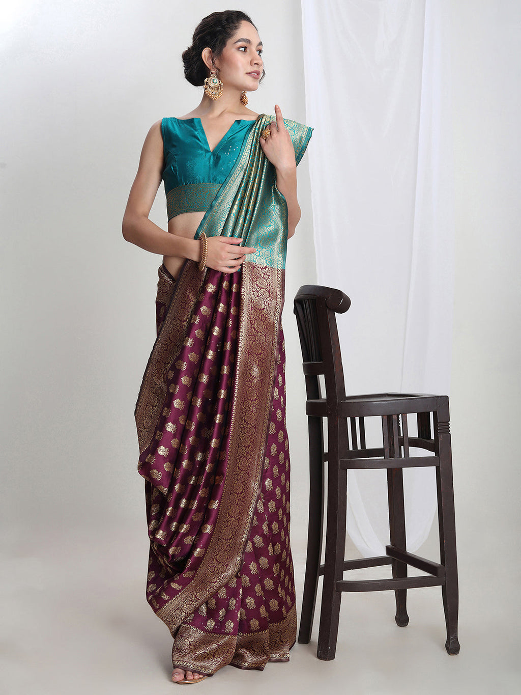 Janasya Purple Silk Blend Ethnic Motifs Jacquard Saree | Grocsy