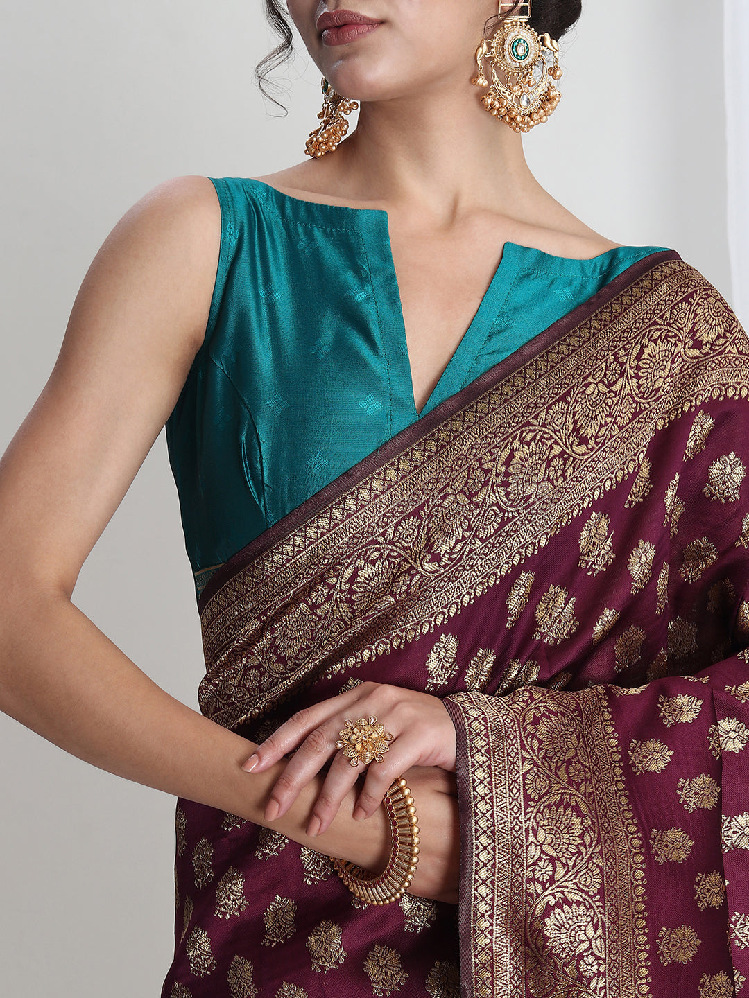 Janasya Purple Silk Blend Ethnic Motifs Jacquard Saree | Grocsy
