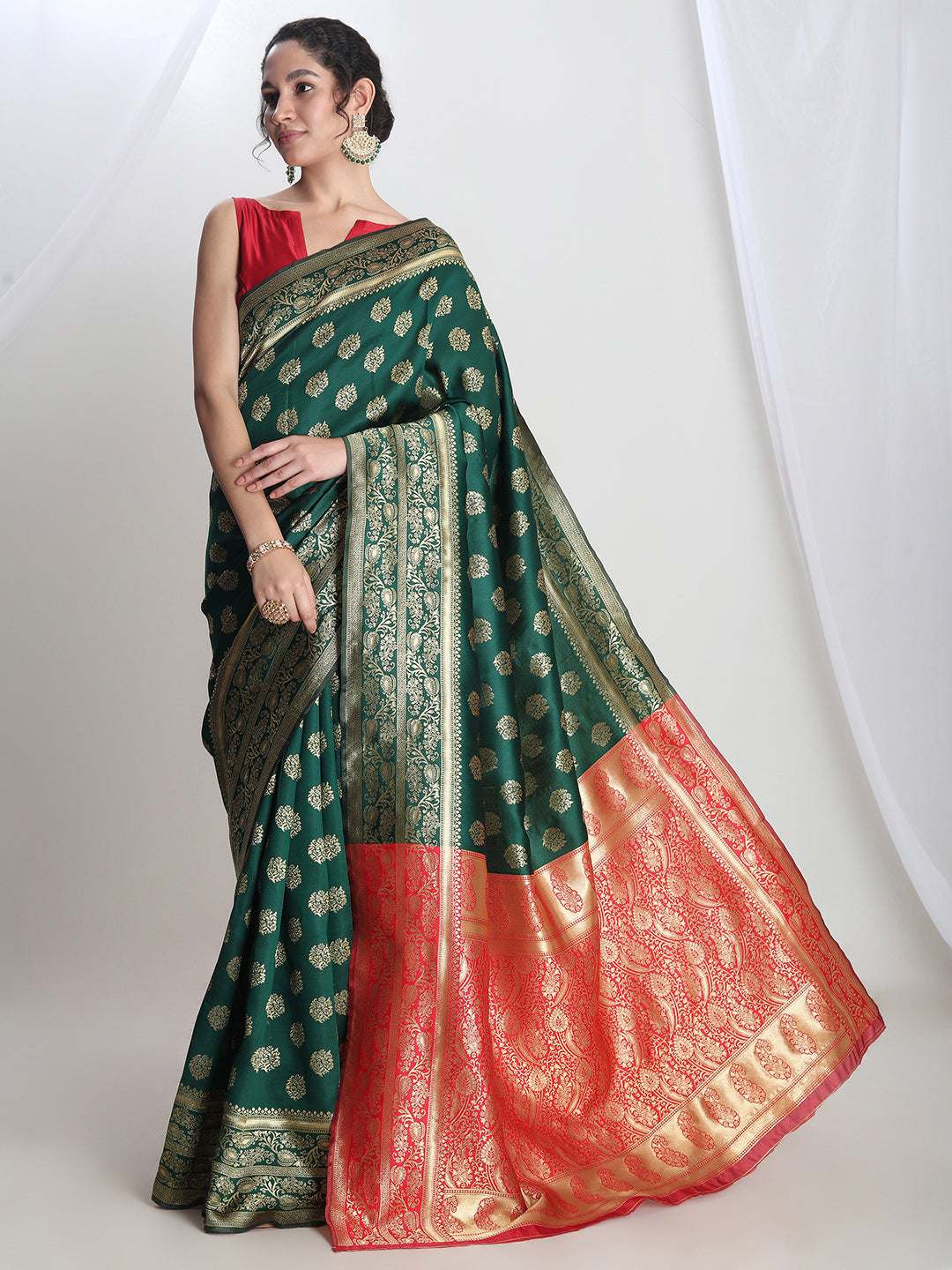 Janasya Green Silk Blend Floral Jacquard Saree | Grocsy