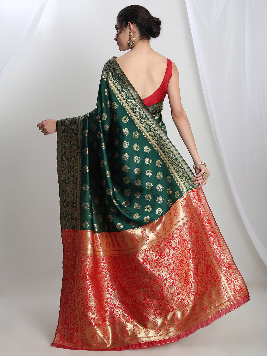 Janasya Green Silk Blend Floral Jacquard Saree | Grocsy