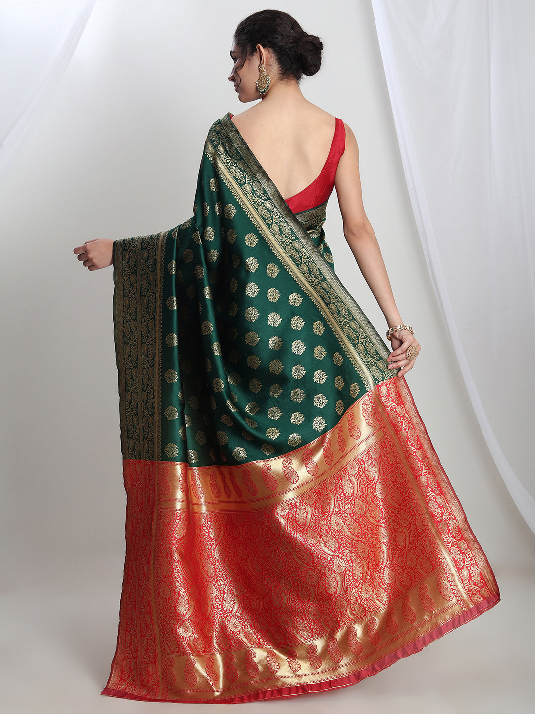 Janasya Green Silk Blend Floral Jacquard Saree | Grocsy