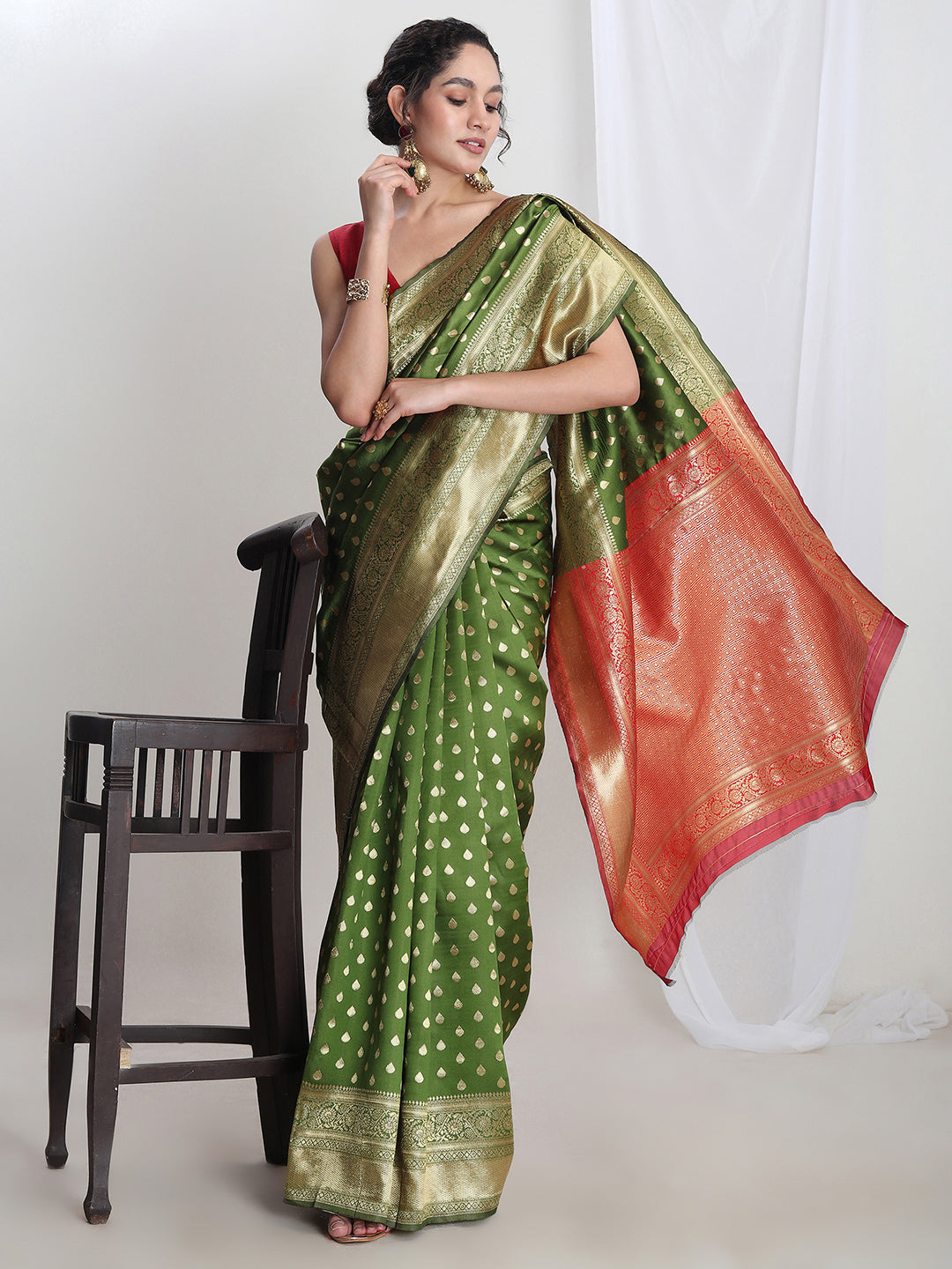 Janasya Green Silk Blend Ethnic Motifs Jacquard Saree | Grocsy
