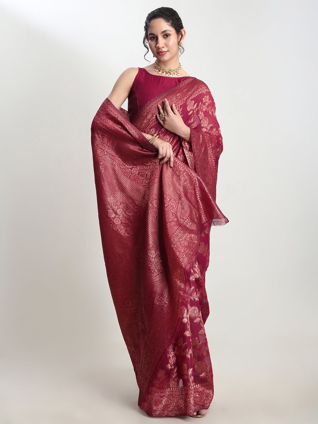 Janasya Magenta Silk Blend Floral Jacquard Saree | Grocsy