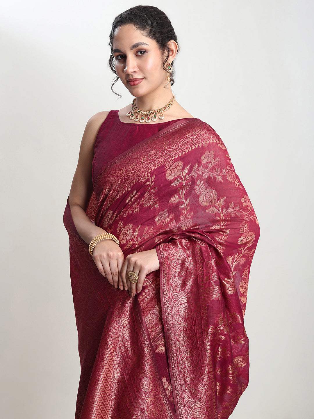 Janasya Magenta Silk Blend Floral Jacquard Saree | Grocsy