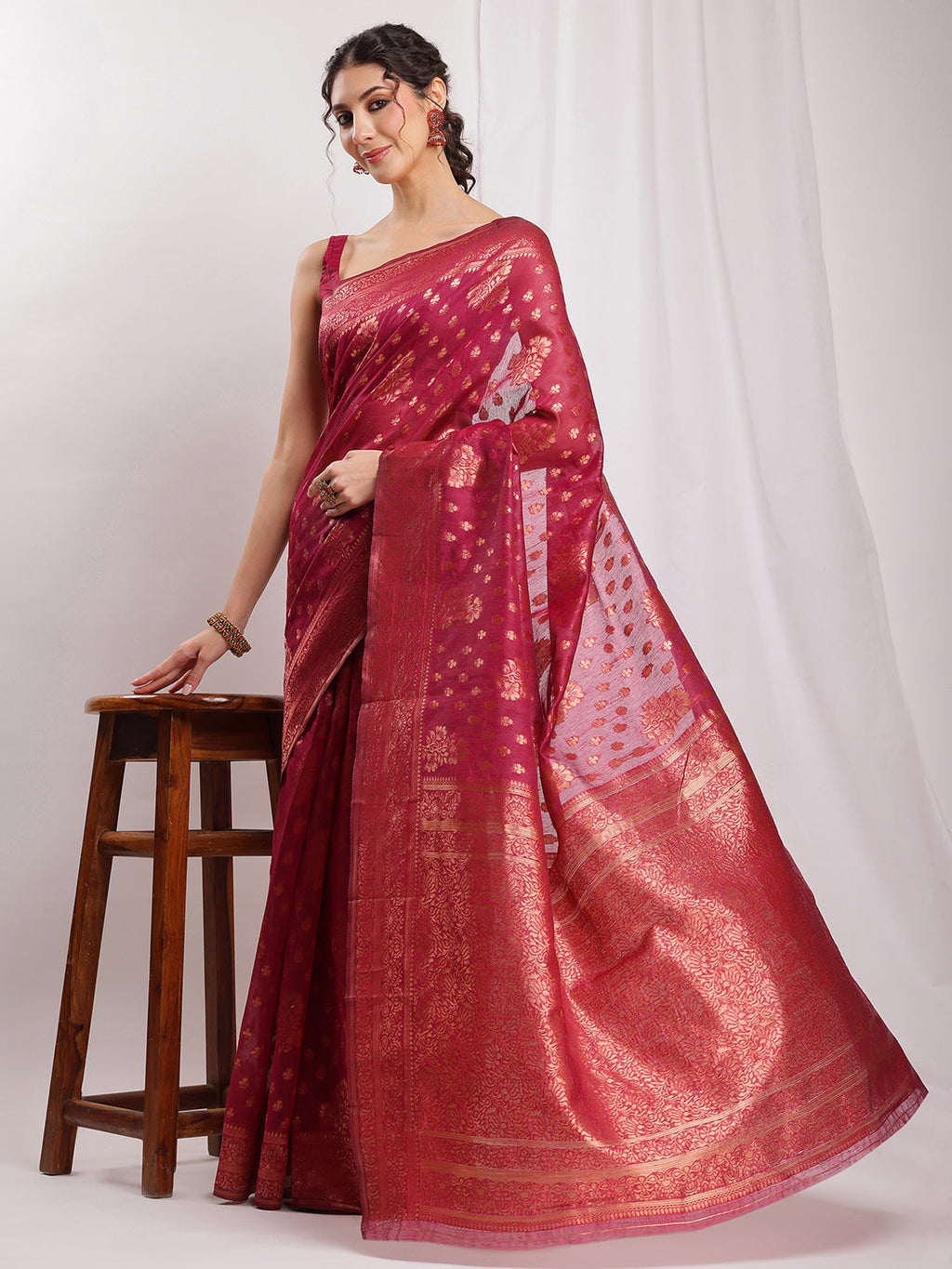Janasya Fuchsia Silk Blend Floral Jacquard Saree | Grocsy
