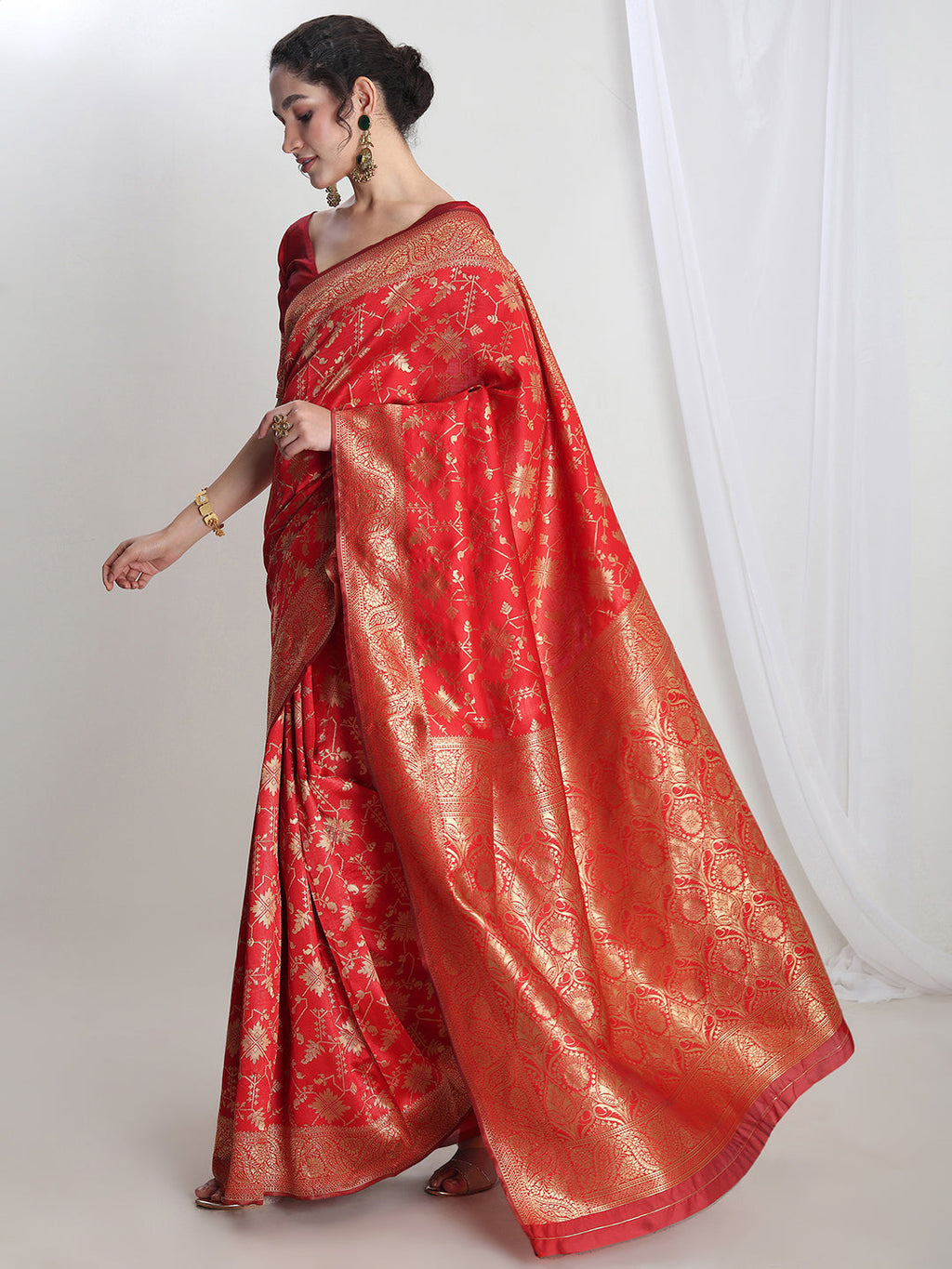 Janasya Red Silk Blend Geometric Jacquard Saree | Grocsy