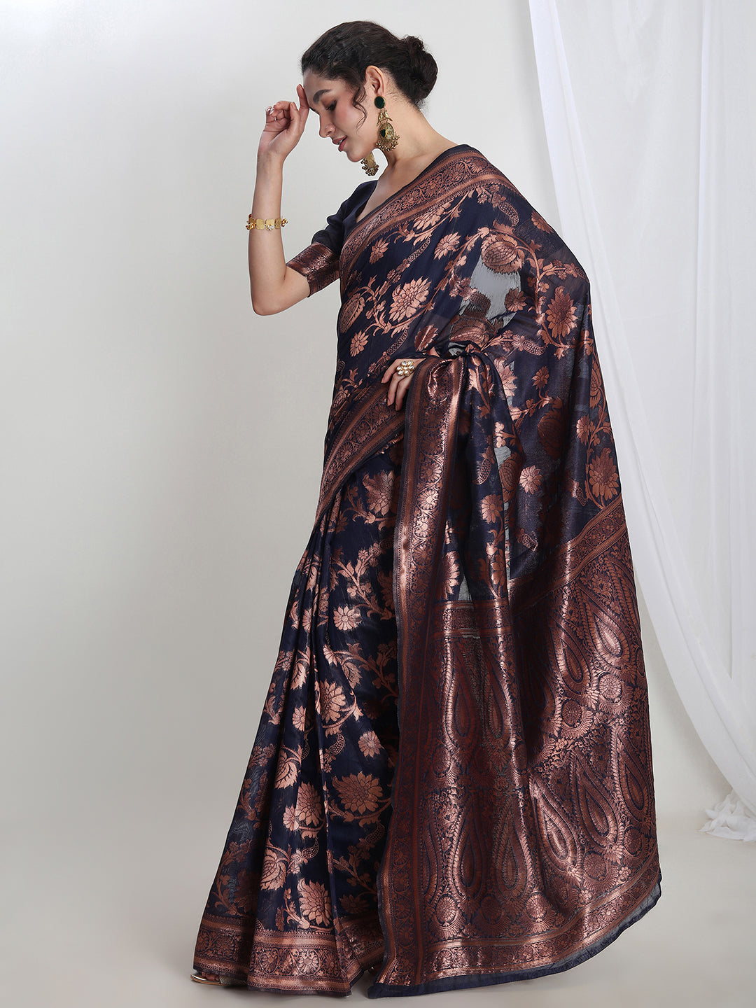 Janasya Navy Blue Silk Blend Floral Jacquard Saree | Grocsy