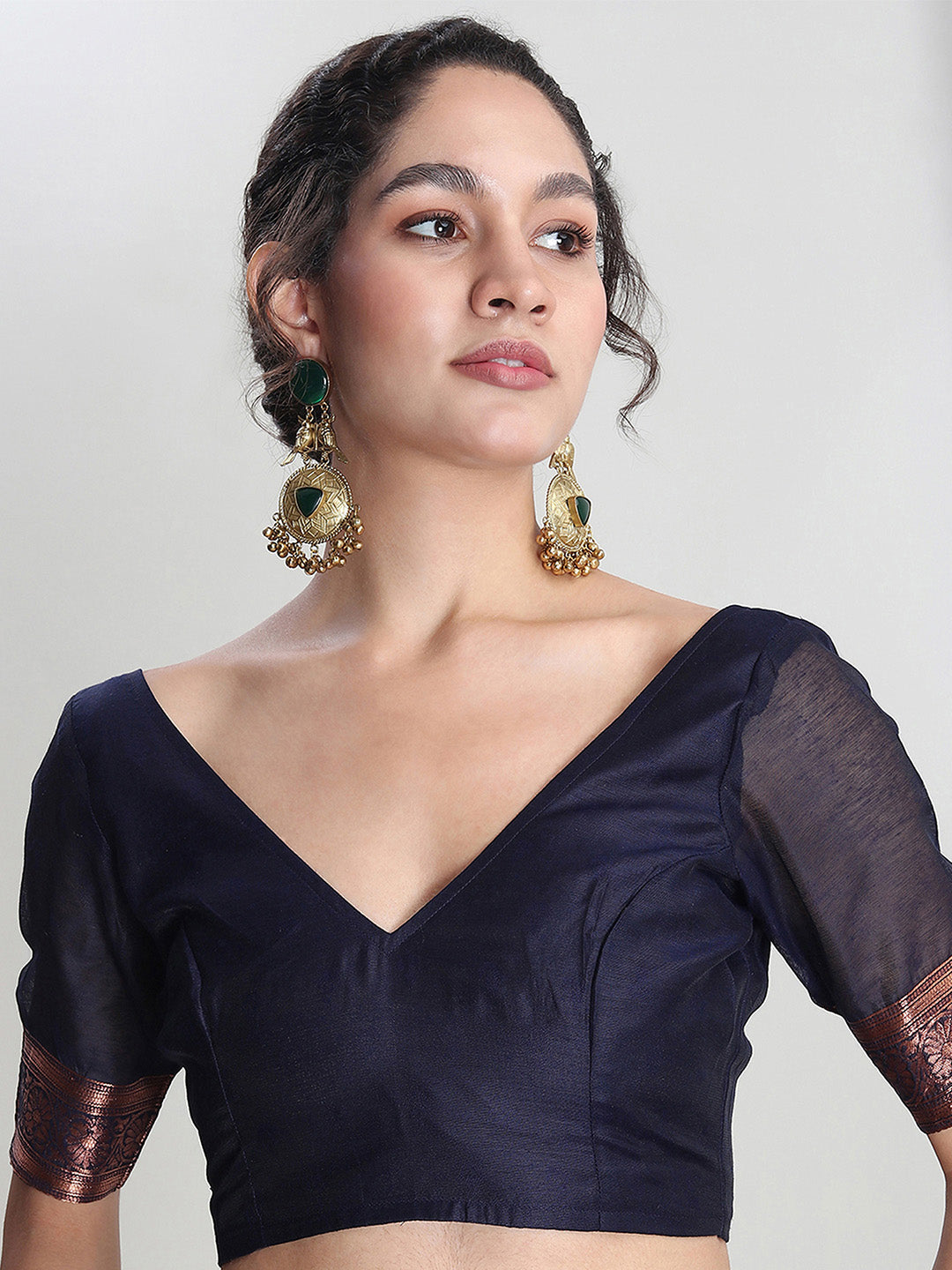Janasya Navy Blue Silk Blend Floral Jacquard Saree | Grocsy
