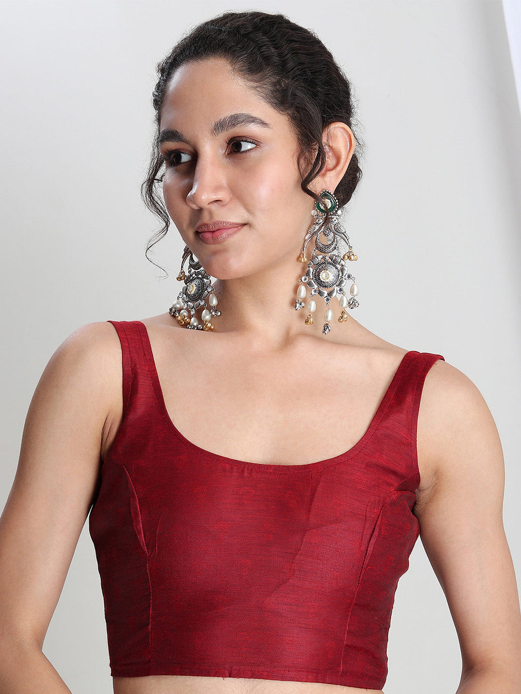Janasya Red Silk Blend Floral Jacquard Saree | Grocsy
