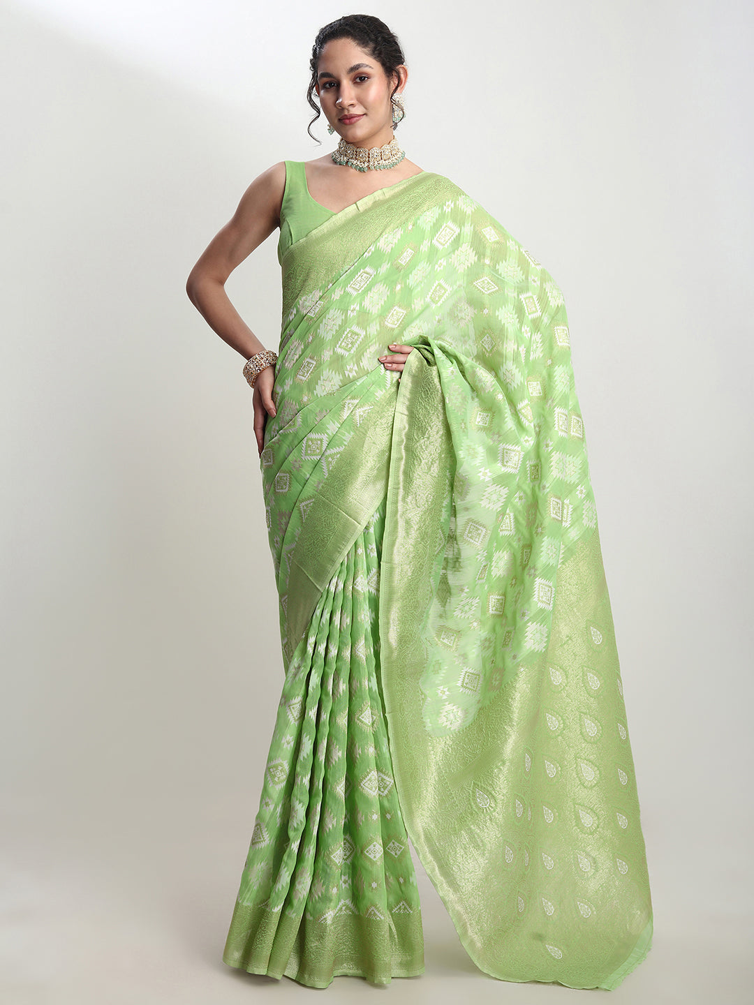 Janasya Green Silk Blend Geometric Jacquard Saree | Grocsy