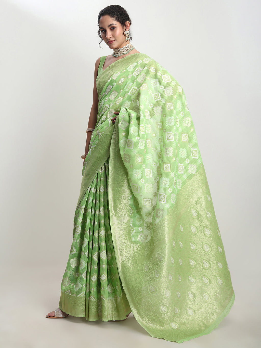 Janasya Green Silk Blend Geometric Jacquard Saree | Grocsy