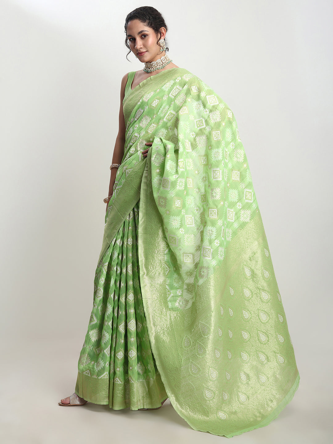 Janasya Green Silk Blend Geometric Jacquard Saree | Grocsy