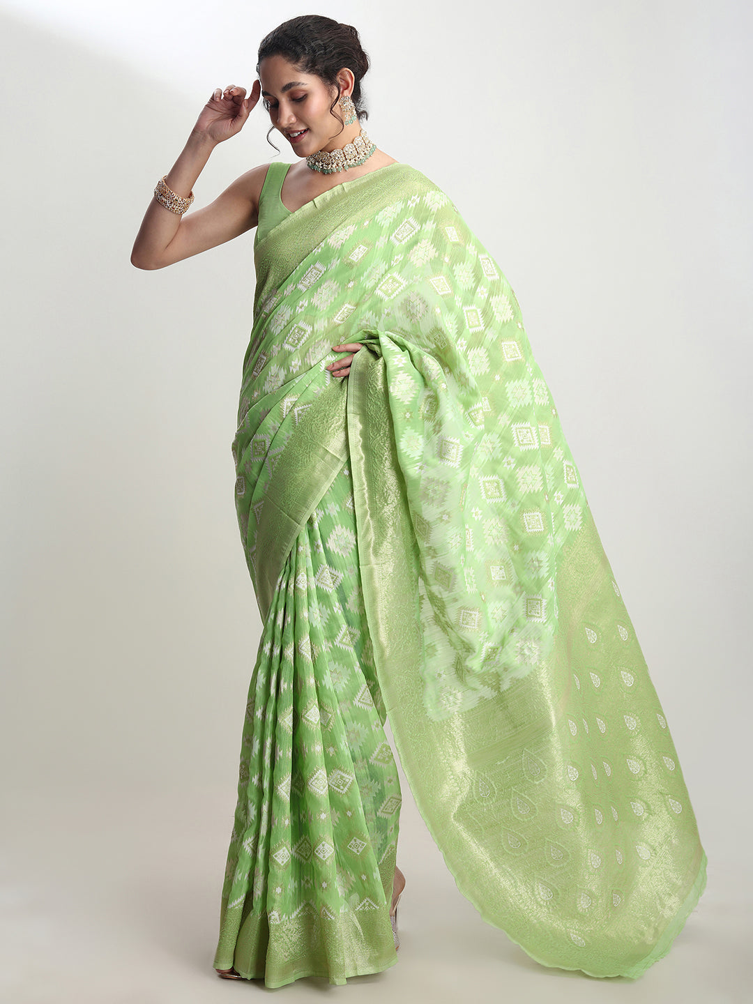 Janasya Green Silk Blend Geometric Jacquard Saree | Grocsy