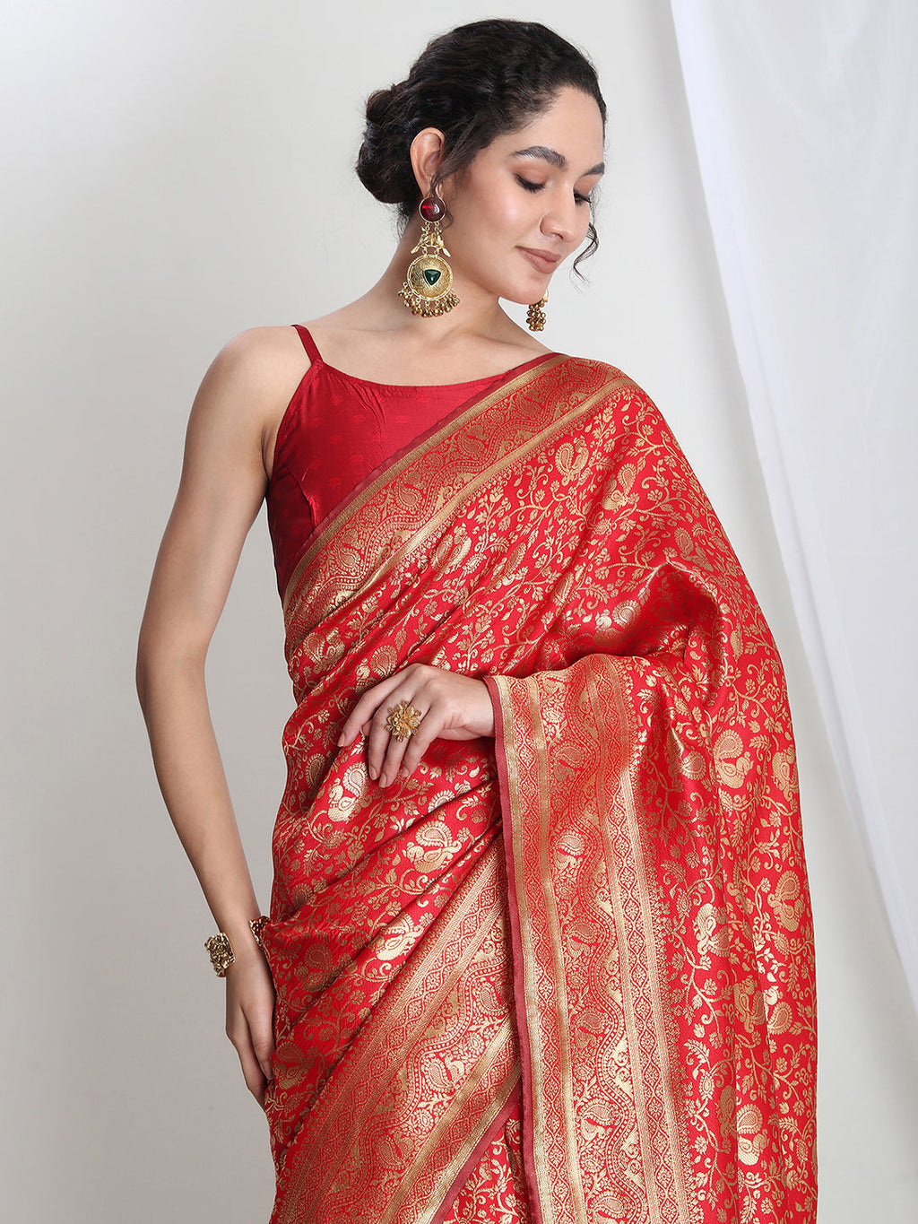 Janasya Red Silk Blend Floral Jacquard Saree | Grocsy