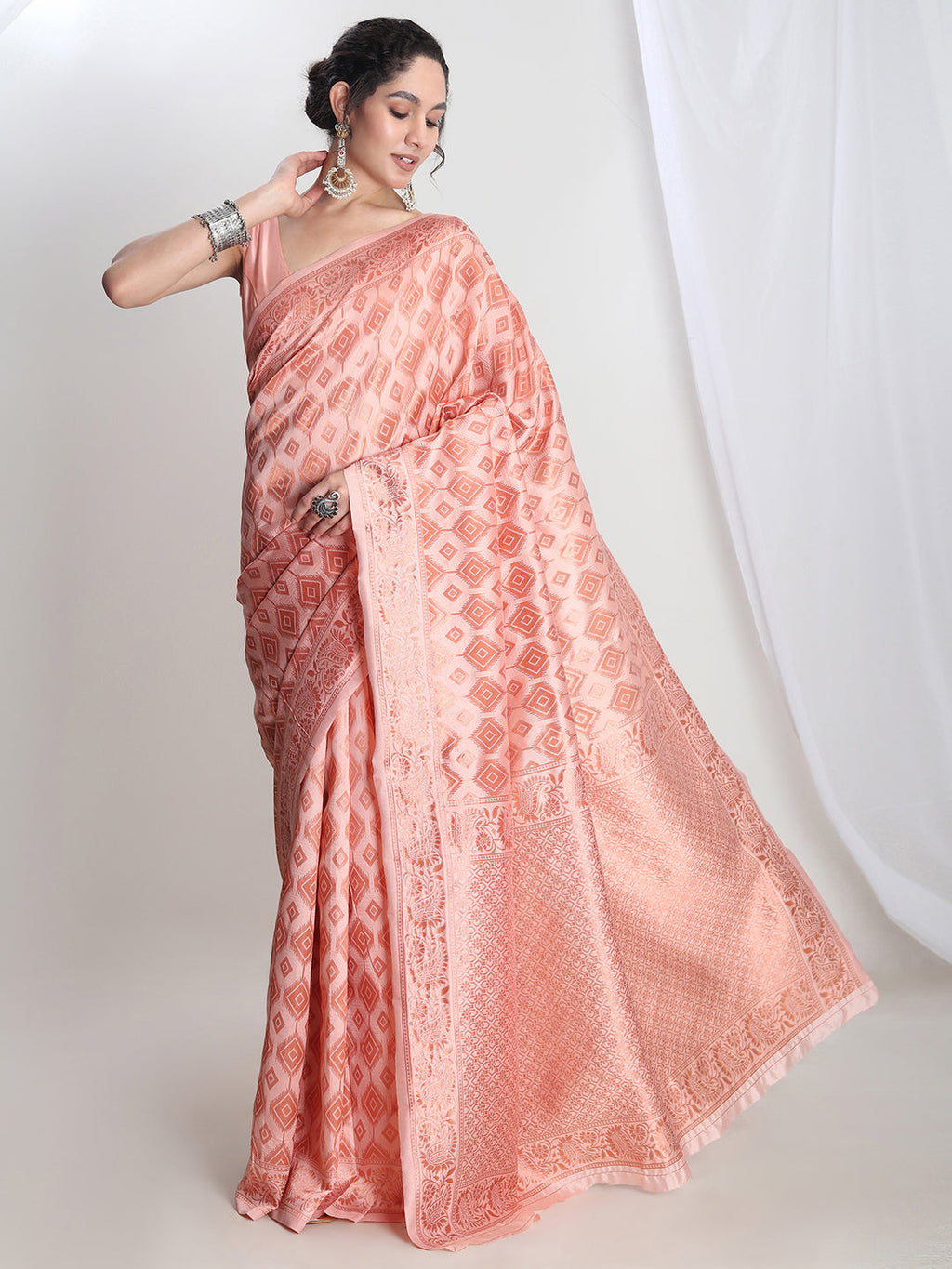 Janasya Peach Silk Blend Geometric Jacquard Saree | Grocsy