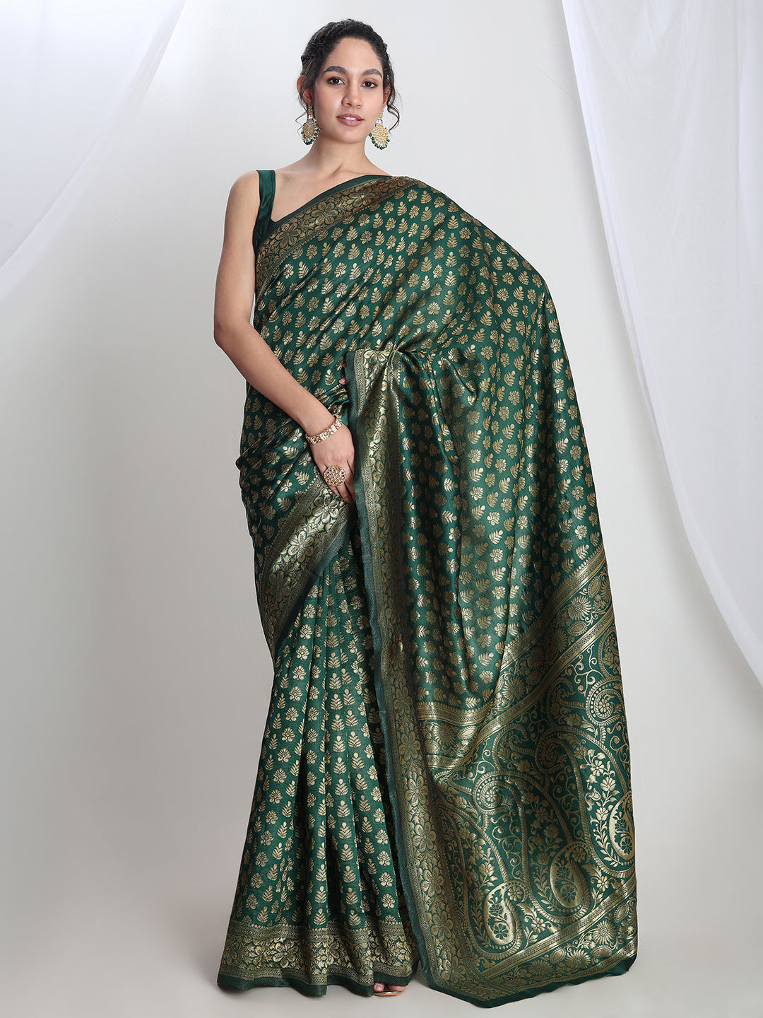 Janasya Dark Green Silk Blend Floral Jacquard Saree | Grocsy