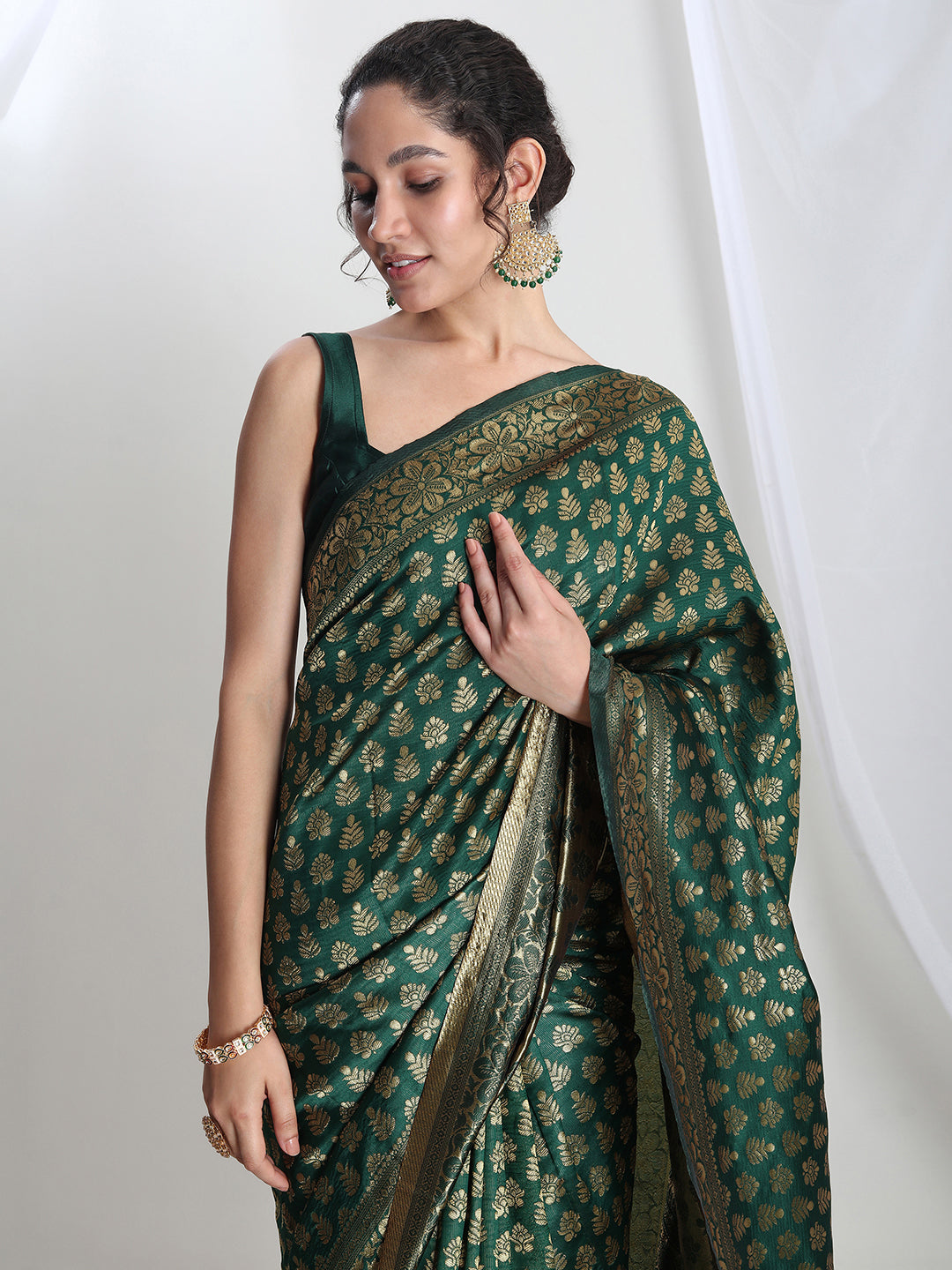Janasya Dark Green Silk Blend Floral Jacquard Saree | Grocsy