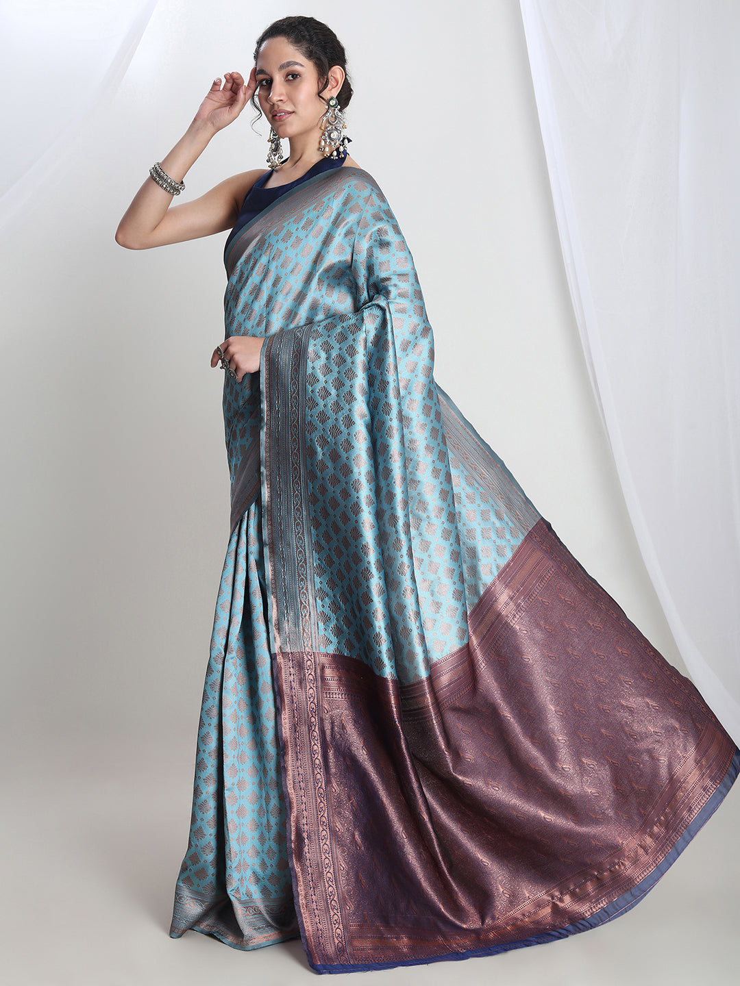 Janasya Light Blue Silk Blend Ethnic Motifs Jacquard Saree | Grocsy