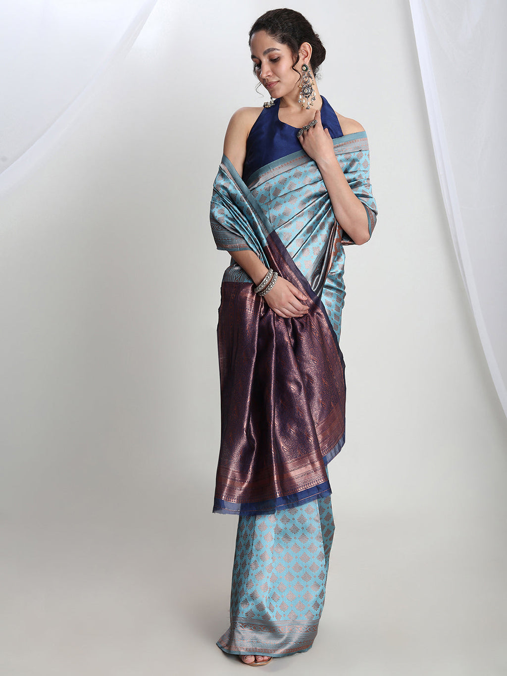 Janasya Light Blue Silk Blend Ethnic Motifs Jacquard Saree | Grocsy
