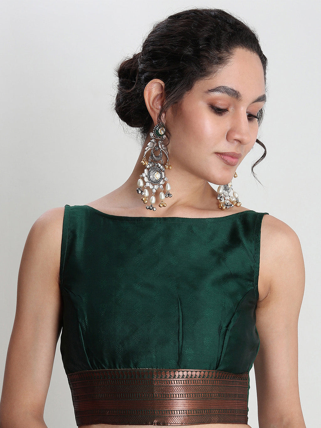 Janasya Light Green Silk Blend Ethnic Motifs Jacquard Saree | Grocsy
