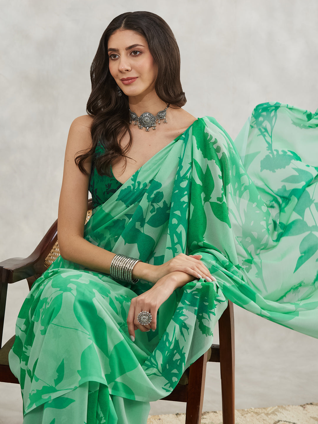 Janasya Green Georgette Abstract Printed Saree | Grocsy