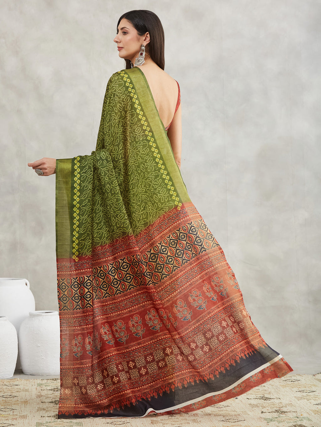 Janasya Mehndi Green Silk Blend Bandhani Printed Saree | Grocsy
