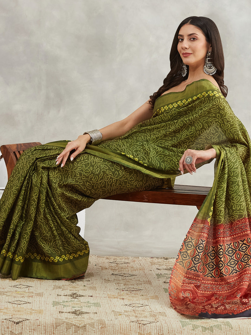 Janasya Mehndi Green Silk Blend Bandhani Printed Saree | Grocsy