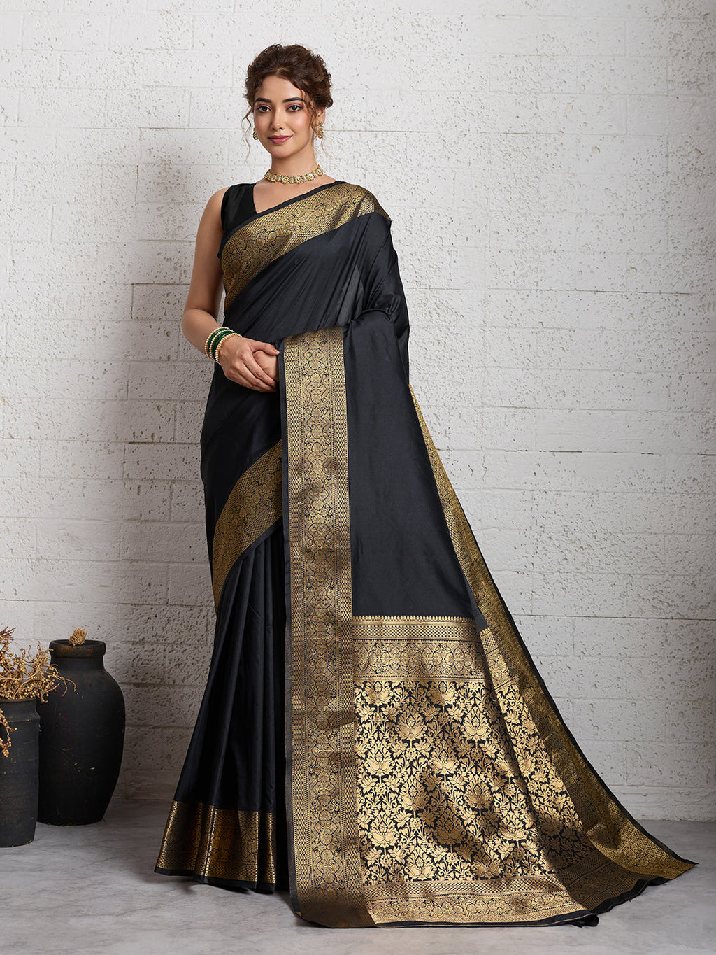 Dwija Fashion Women'S Party Wear Zari Weaving Silk Designer Saree With The Unstitched Blouse-Black | Grocsy