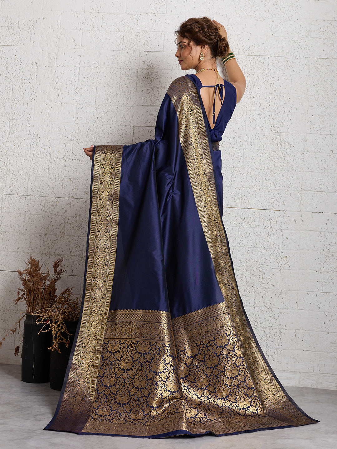 Dwija Fashion Women'S Party Wear Zari Weaving Silk Designer Saree With The Unstitched Blouse-Navy Blue | Grocsy