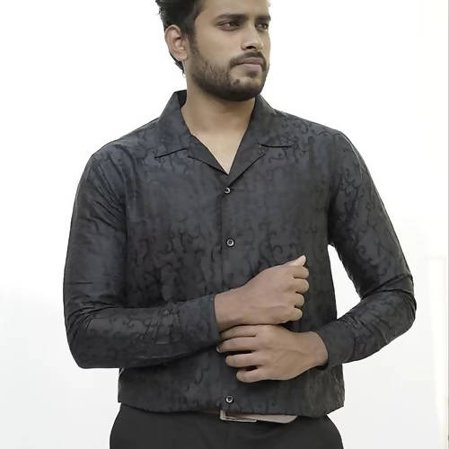 Diva Globe Black Lapel Collar Shirt | Grocsy