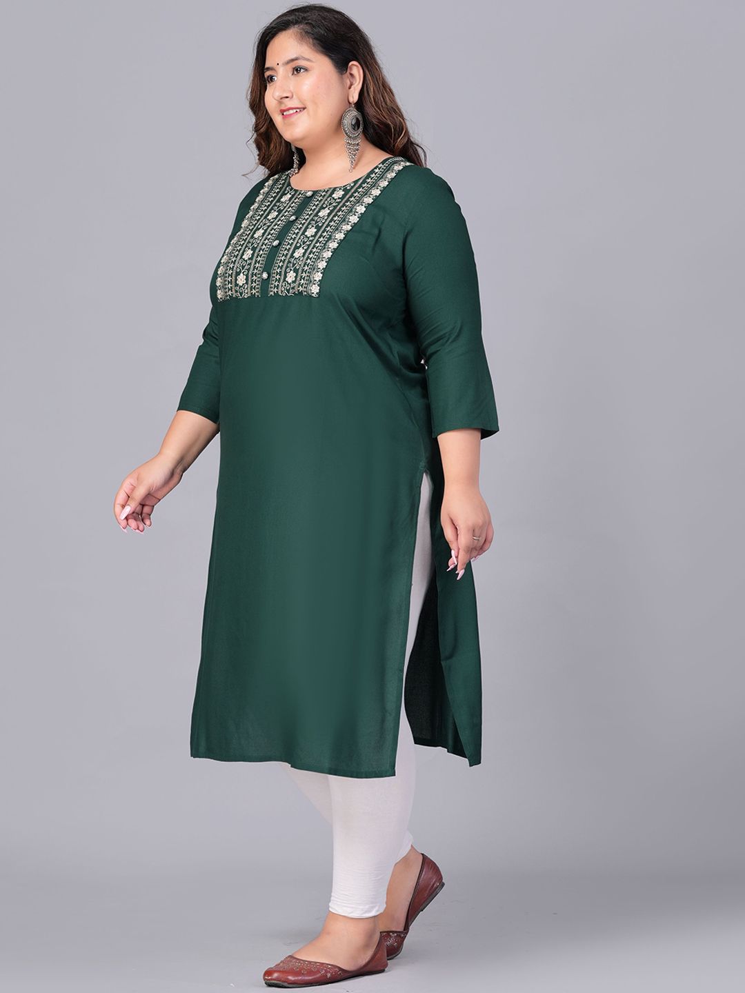 Sztori Women Thread Work Kurta | Grocsy