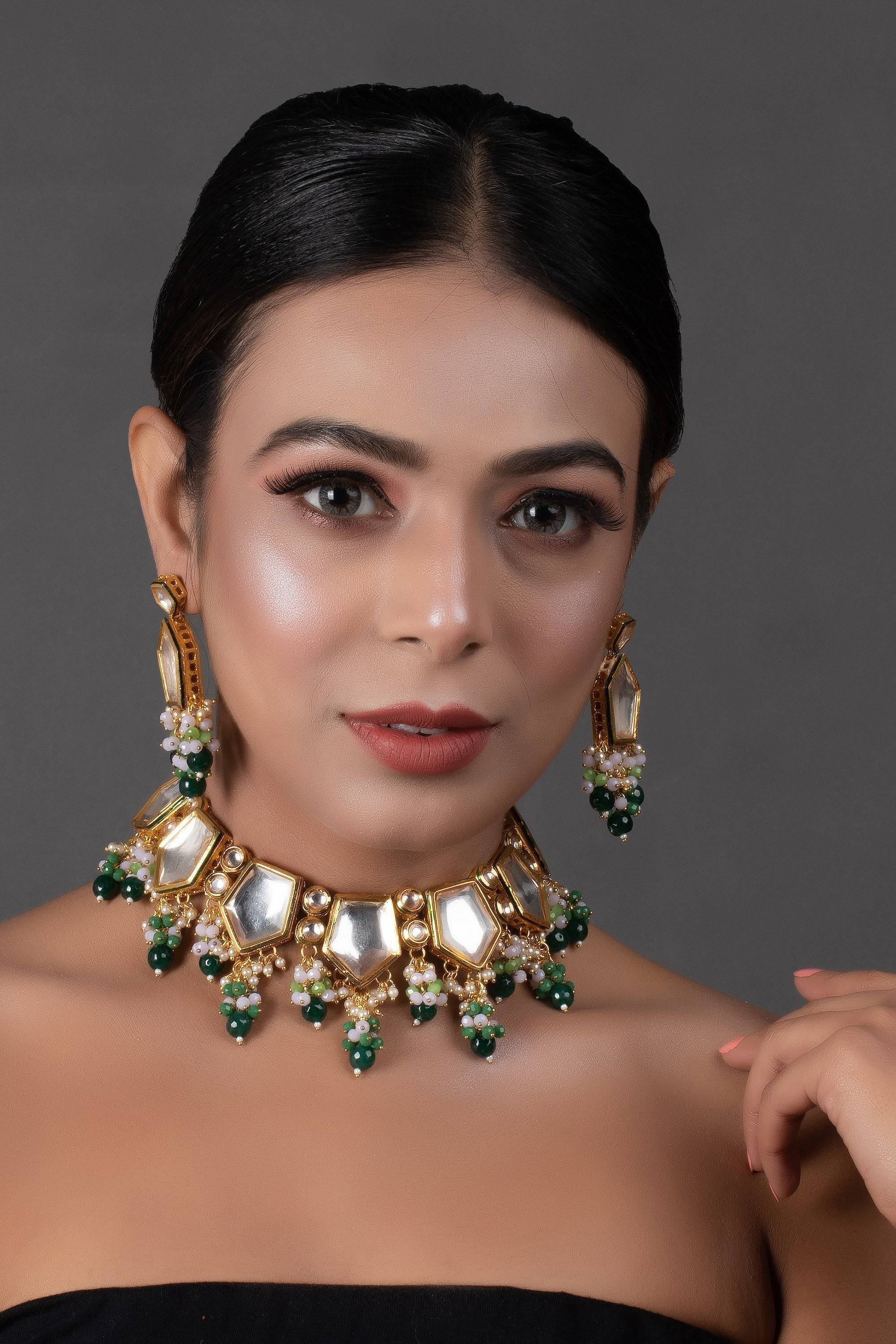 Peryl Women's Green Gold Toned Handcrafted Kundan Necklace Set - Noz2Toz