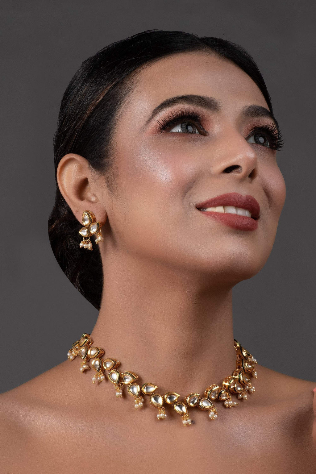 Peryl Women's Elegant Tear Drop Shaped Necklace With Earrings - Swadesiicart
