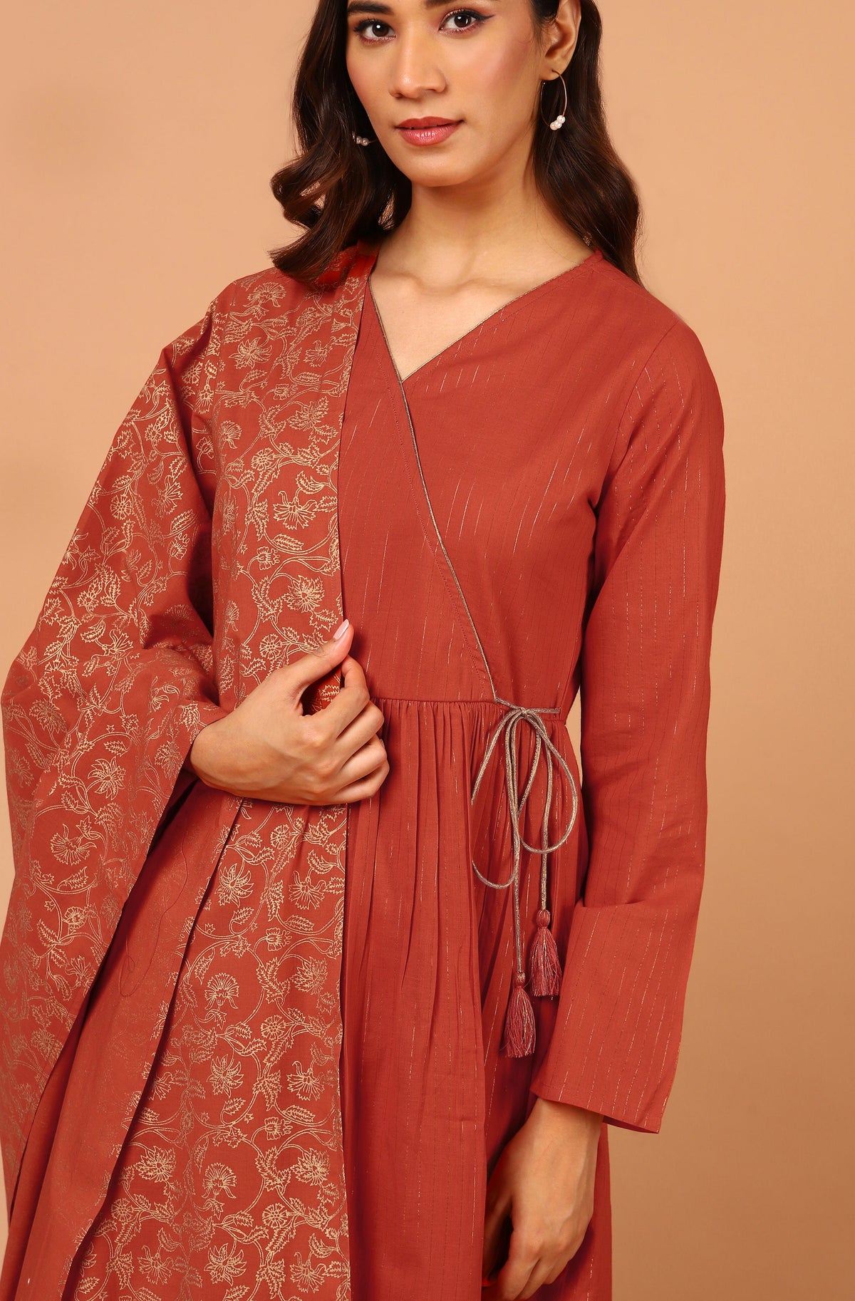 Janasya Women's Orange Cotton Striped Kurta With Pant And Dupatta | Grocsy