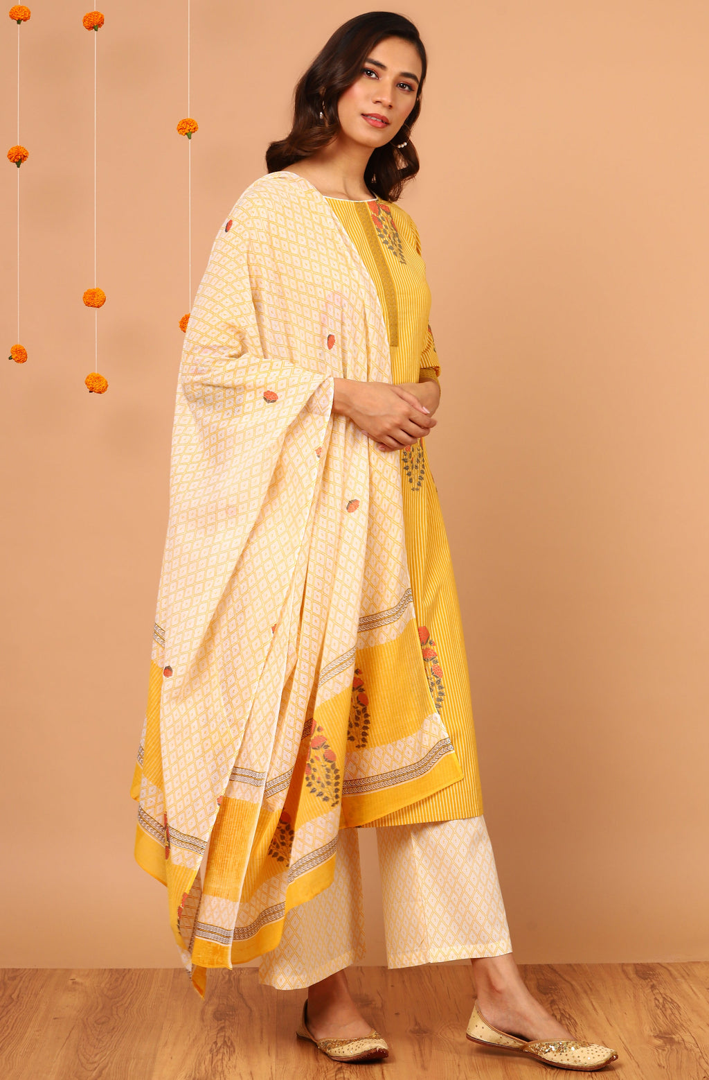 Janasya Women's Yellow Cotton Striped Kurta With Palazzo And Dupatta | Grocsy