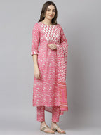 Janasya Women's Pink Cotton Floral Print Kurta With Pant And Dupatta | Grocsy