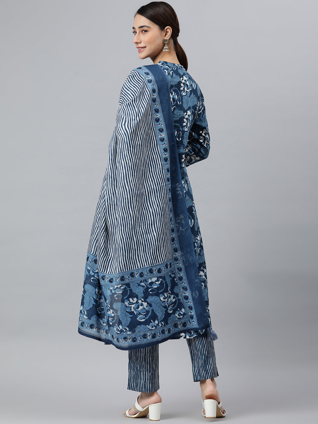 Janasya Women's Blue Cotton Block Print Kurta With Pant And Dupatta | Grocsy