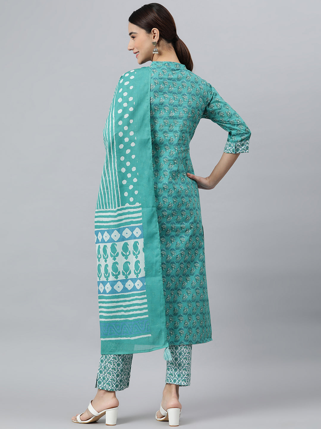 Janasya Women's Sea Green Cotton Block Print Kurta With Pant And Dupatta | Grocsy