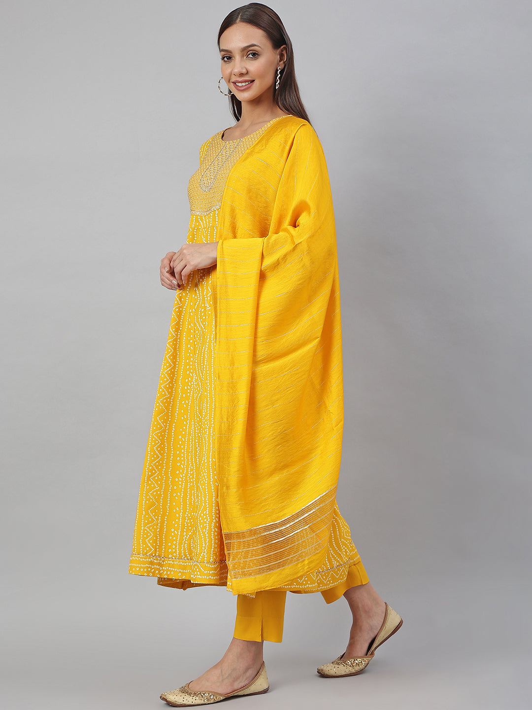 Janasya Women's Yellow Cotton Bandhej Kurta With Pant And Dupatta | Grocsy
