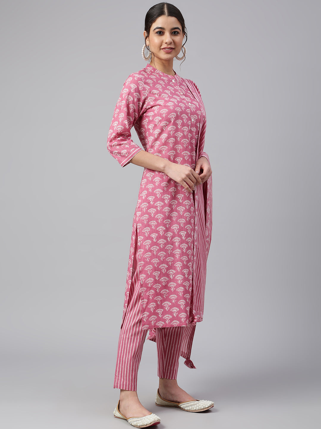 Janasya Women's Mauve Cotton Floral Print Kurta With Pant And Dupatta | Grocsy