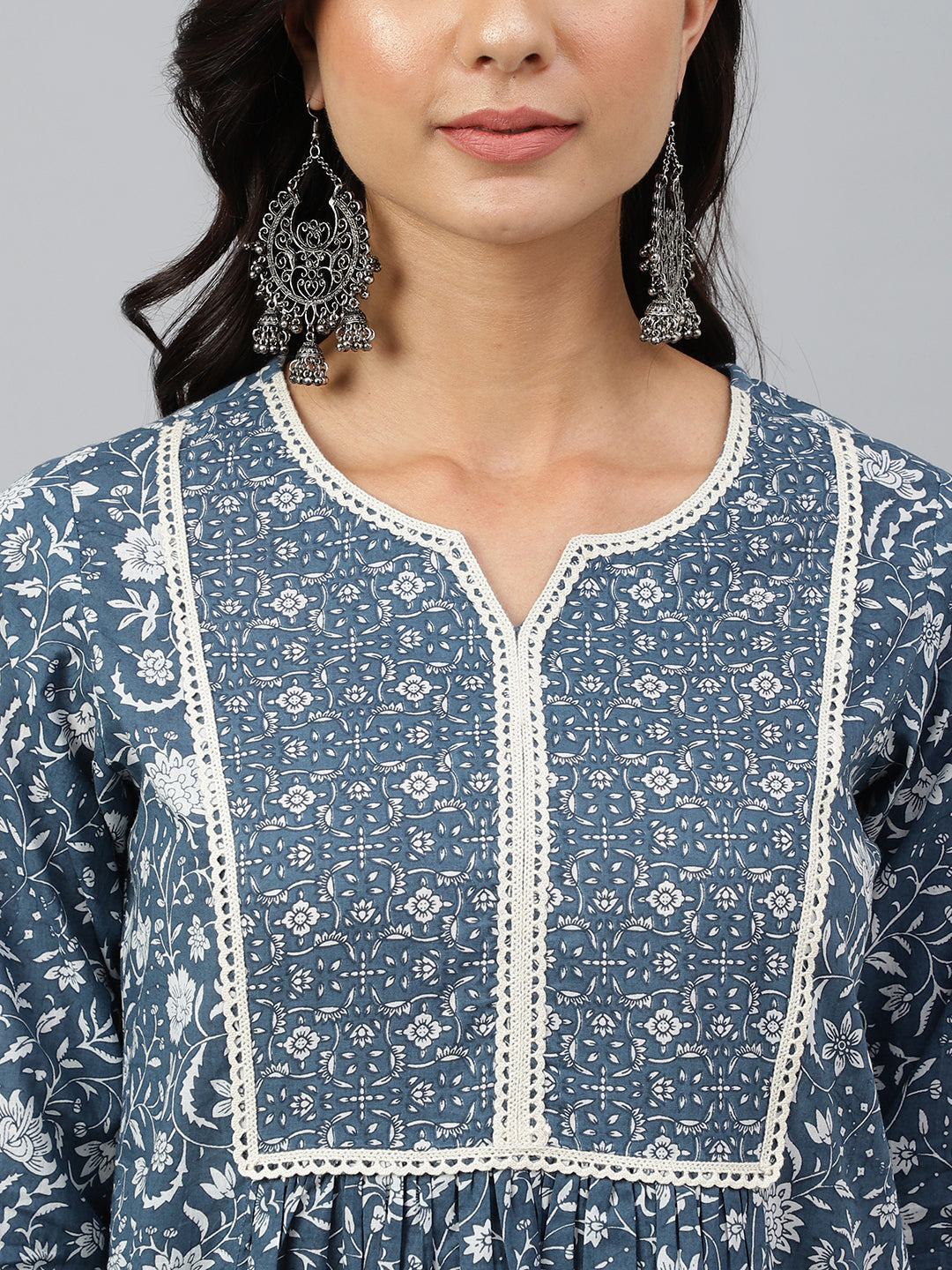 Janasya Women's Grey Cotton Floral Print Kurta With Palazzo | Grocsy