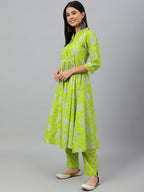 Janasya Women's Light Green Cotton Block Print Kurta With Pant | Grocsy