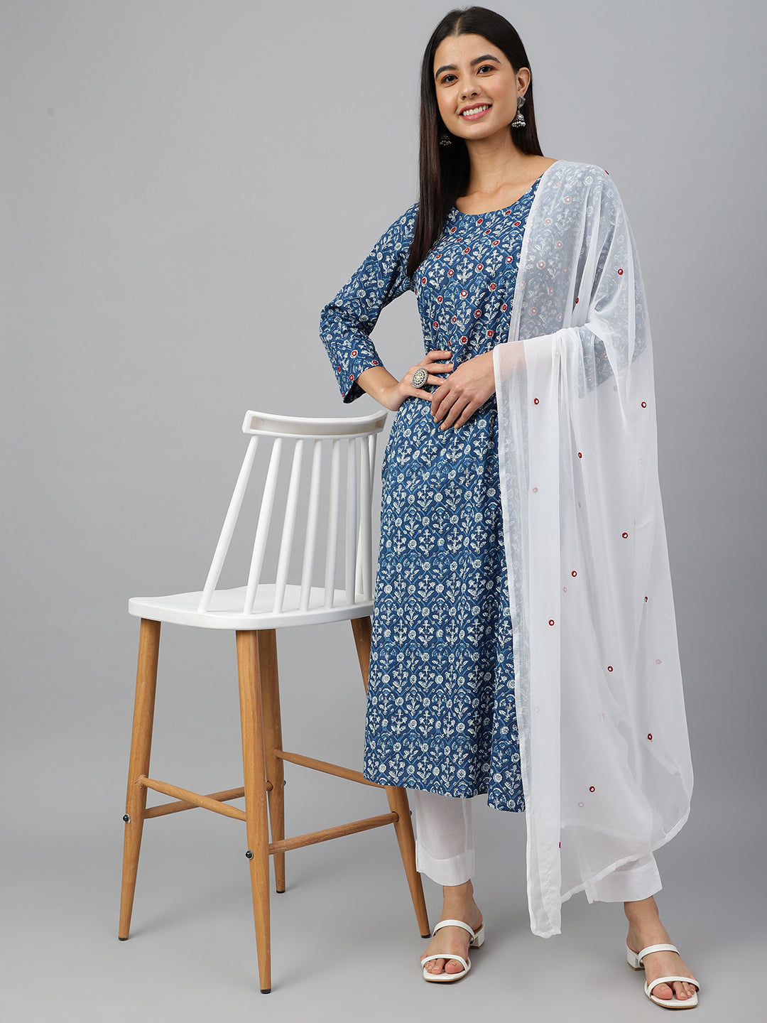 Janasya Women's Navy Blue Cotton Floral Print Kurta With Pant And Dupatta | Grocsy