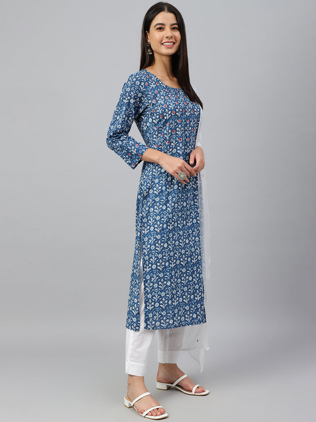 Janasya Women's Navy Blue Cotton Floral Print Kurta With Pant And Dupatta | Grocsy