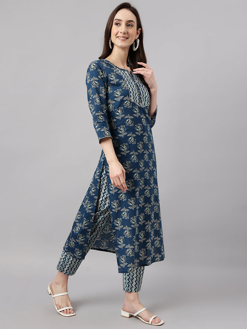 Janasya Women's Blue Cotton Floral Printed Straight Casual Kurta Set | Grocsy